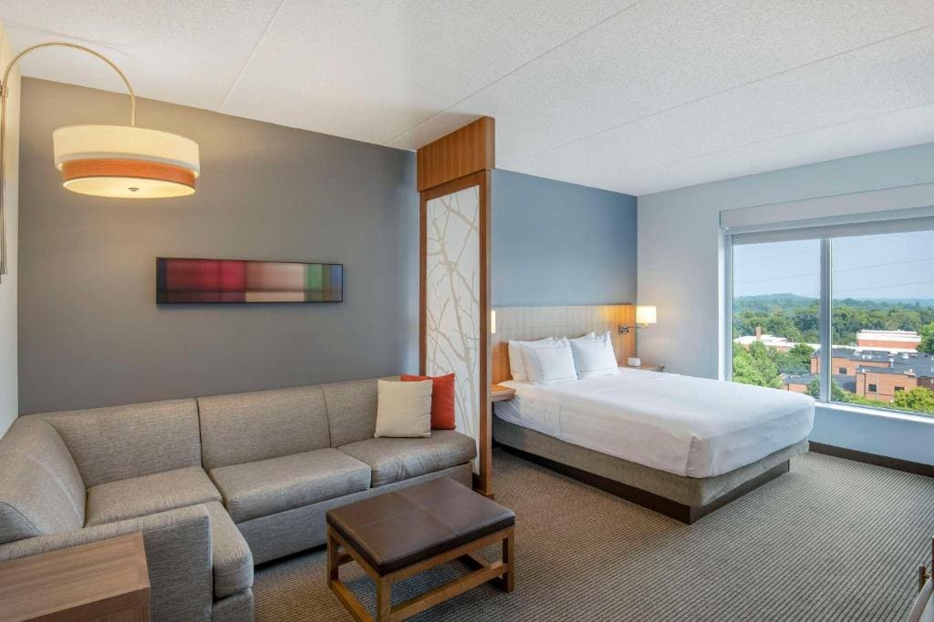 King Room - High Floor room - Image 1