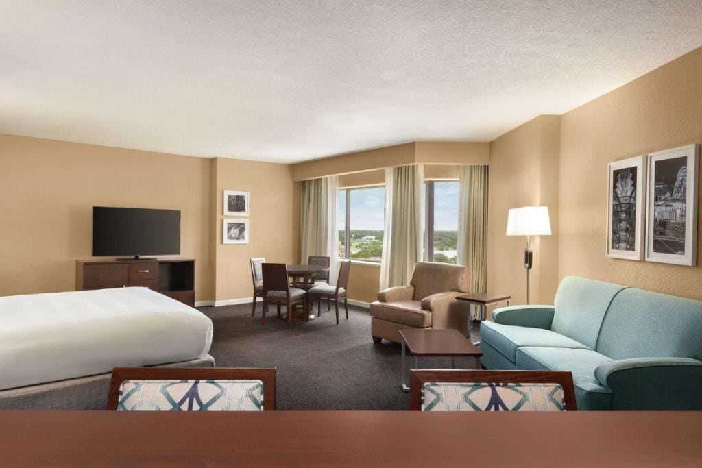 King Room with City View room - Image 1