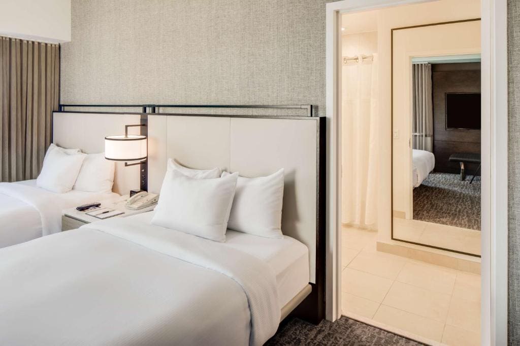 Premium Double Suite with View - Non-Smoking room - Image 1