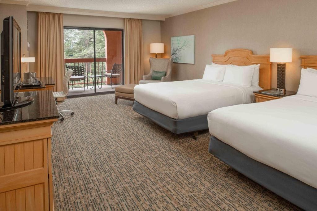 Queen Room with Two Queen Beds and Balcony - View room - Image 1