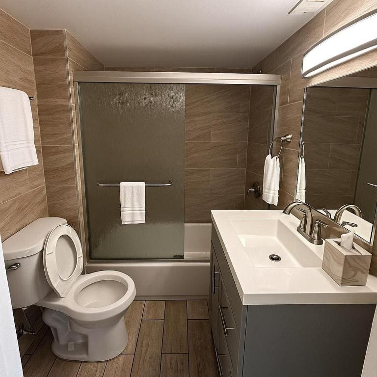 Two-Bedroom Apartment room - Image 3