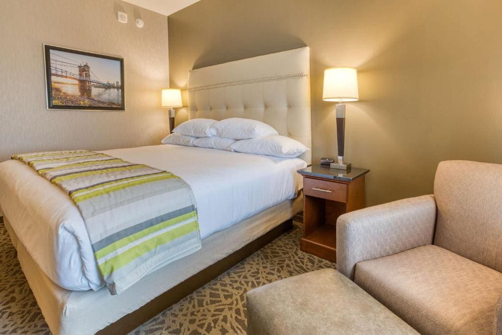 Deluxe King Room room - Image 1