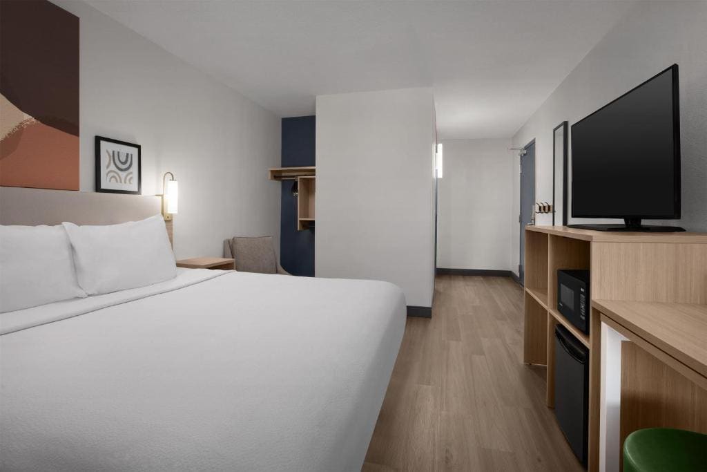 King Room room - Image 1