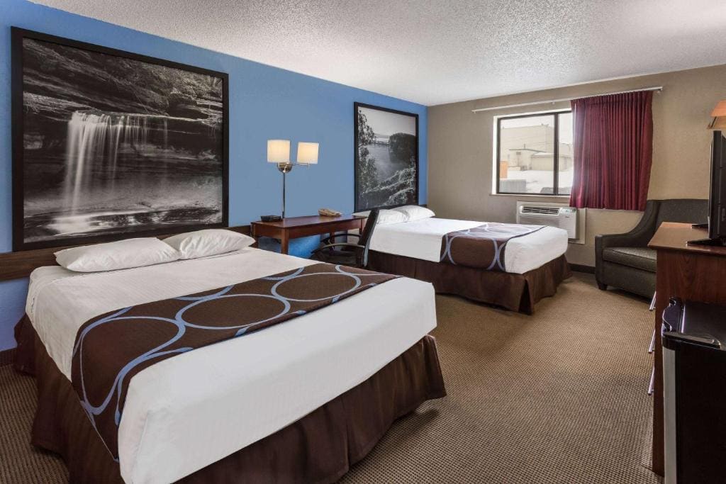 King Room - Non-Smoking room - Image 2