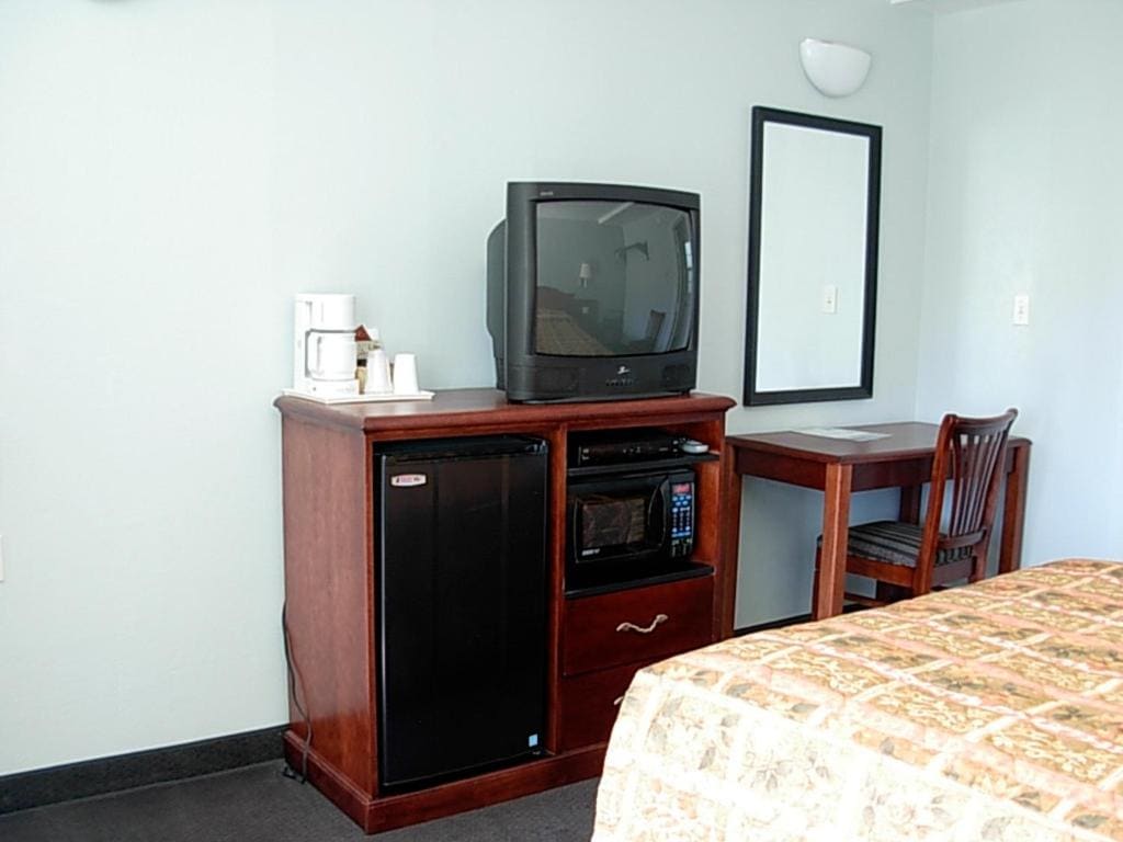 Queen Room - Smoking room - Image 3