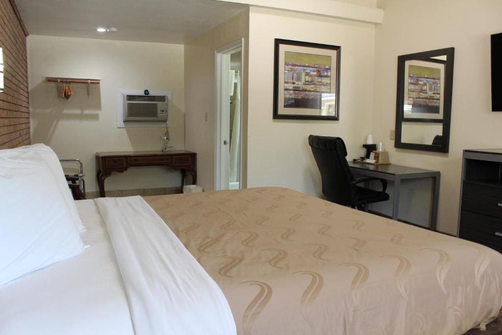 Queen Room room - Image 1