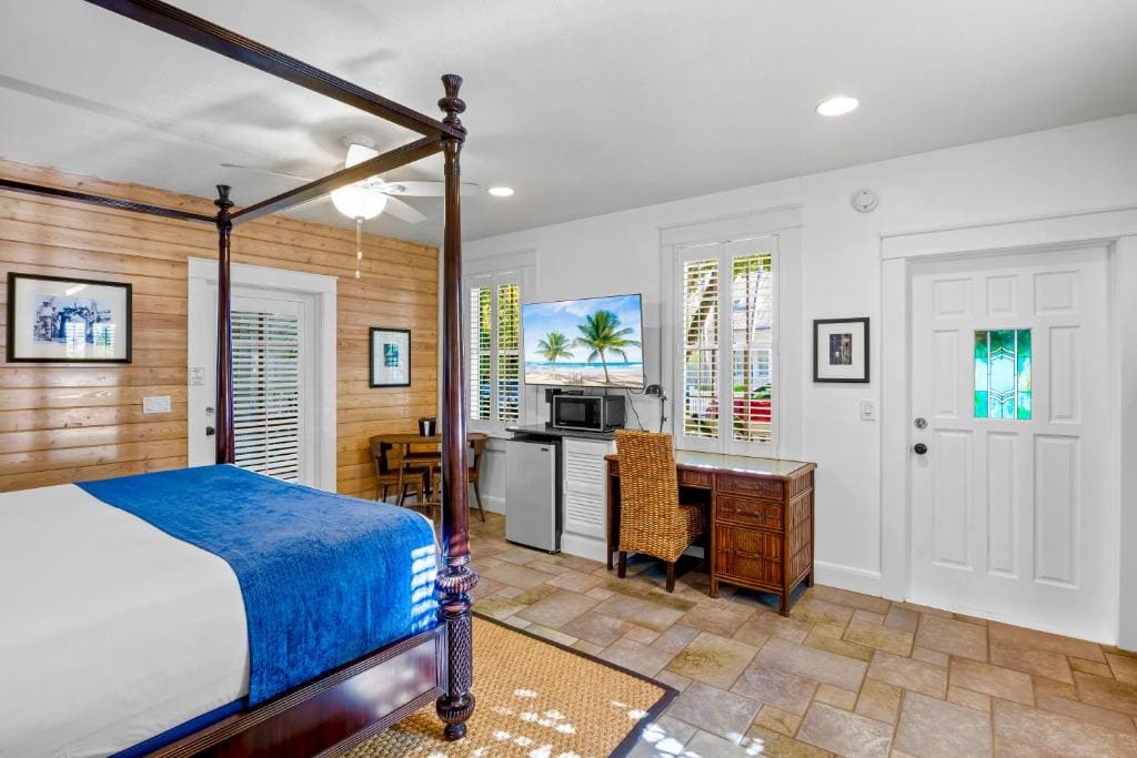 Deluxe King Island Room room - Image 2