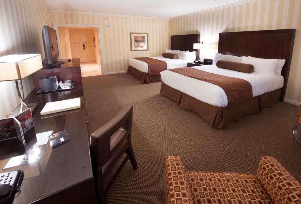 Deluxe King Room room - Image 1