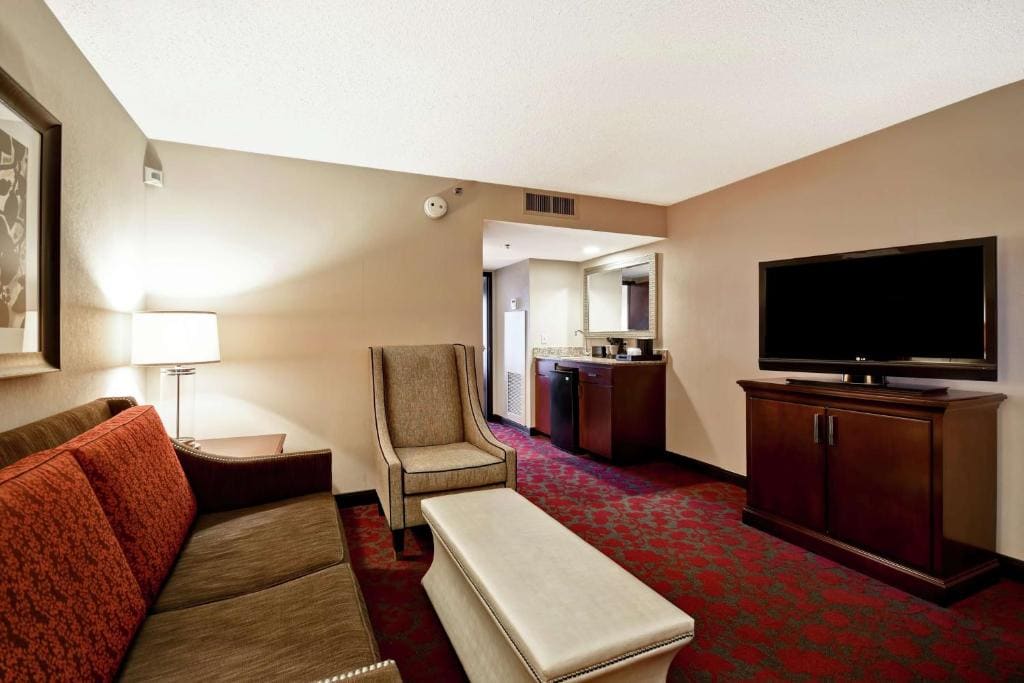 King Suite room - Image 3