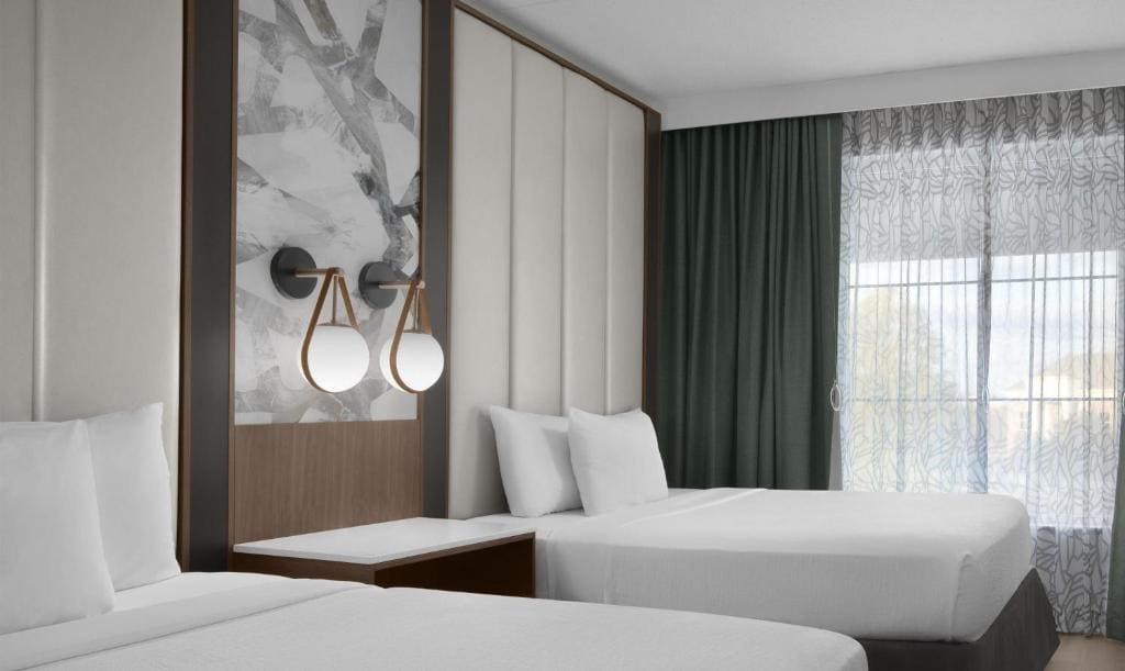 Queen Suite with Two Queen Beds - Allergy Friendly room - Image 3