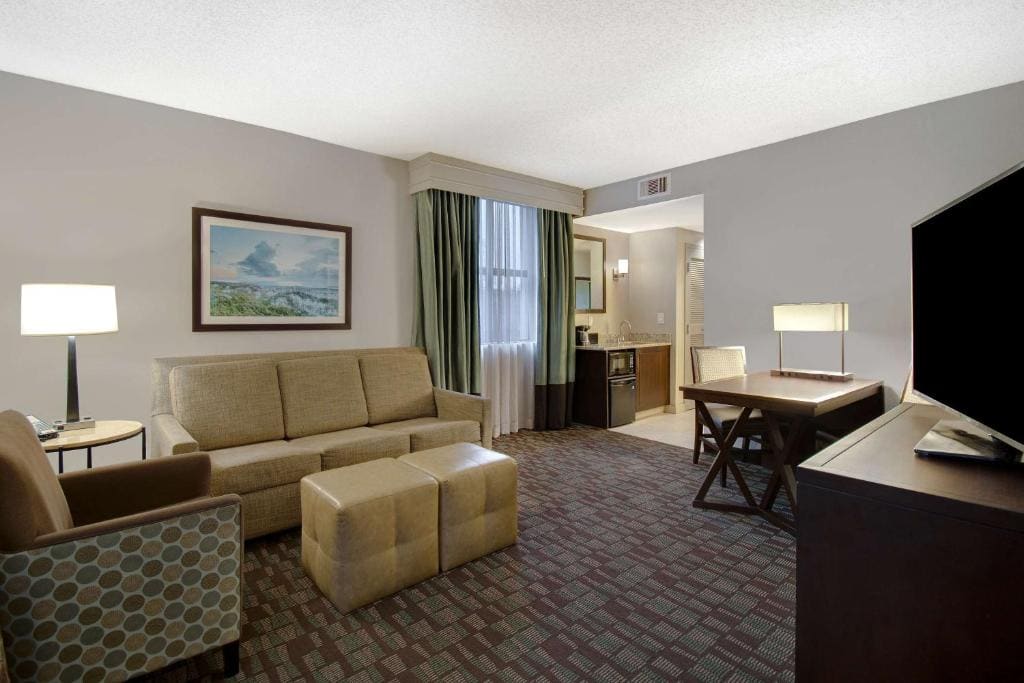 Double Room with Two Double Beds - South Wing room - Image 2