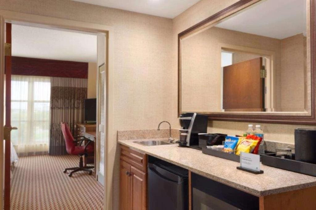 Two-Bedroom Corner King Suite - Spa Tower room - Image 1