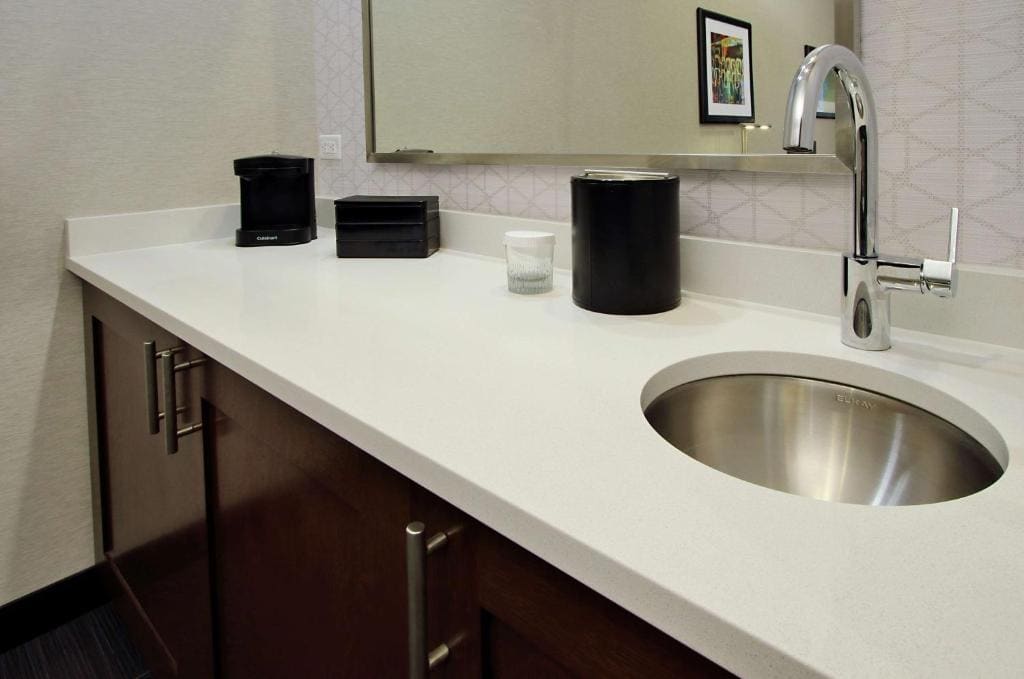 One-Bedroom Queen Suite with Two Queen Beds with Roll In Shower room - Image 2