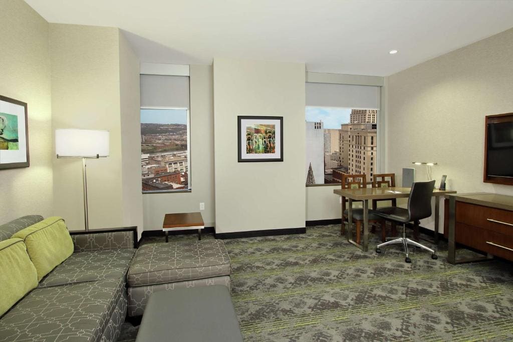 King Studio Suite room - Image 2