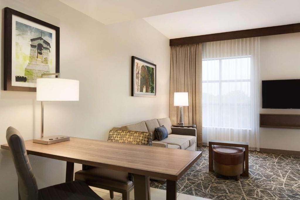 King Studio Suite room - Image 3