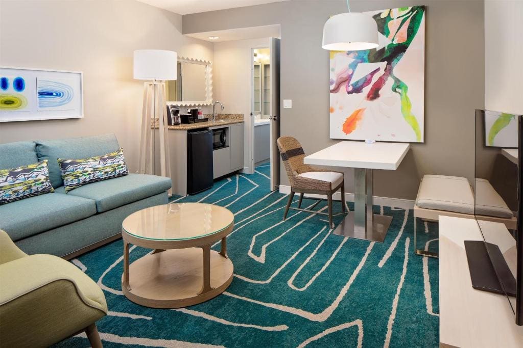 Two-Room Suite with Two Queen Beds and City View room - Image 2