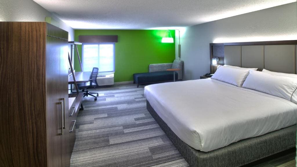 Standard King Room room - Image 1