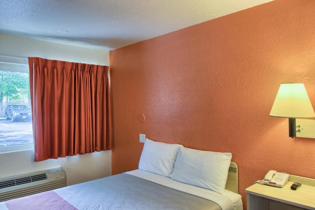 Queen Room room - Image 1