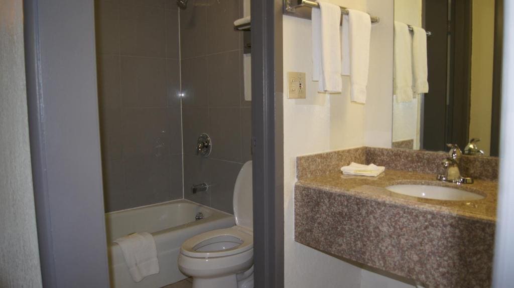 King Room room - Image 1
