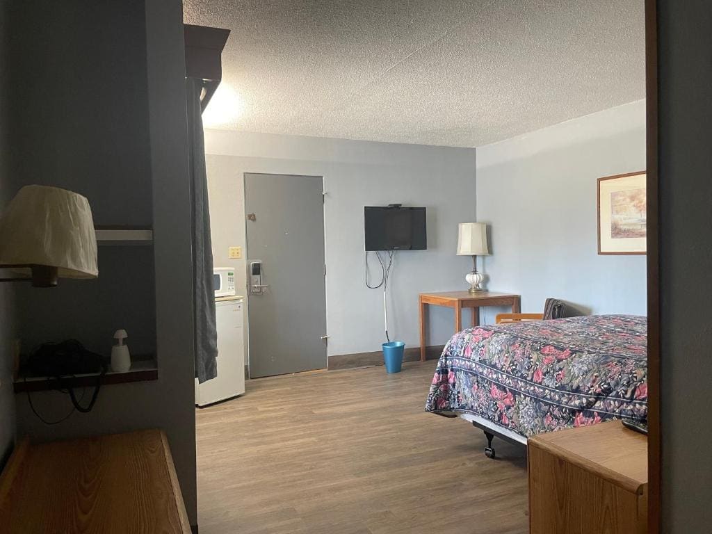Economy Single Room room - Image 1