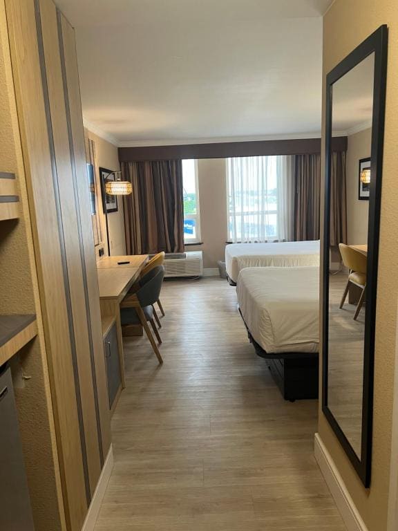 Double Room with Two Double Beds room - Image 1