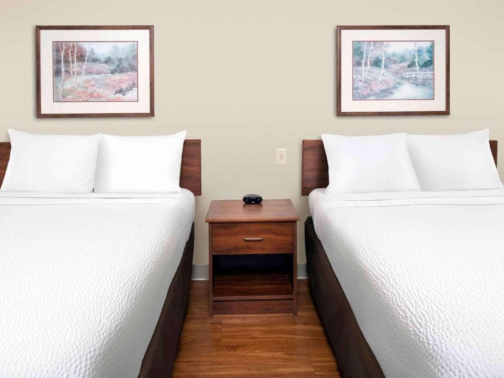 Double Room with Two Double Beds - Non-Smoking room - Image 3