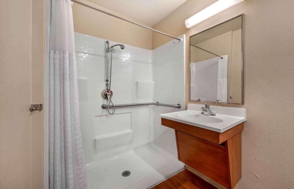 Suite room - Image 3