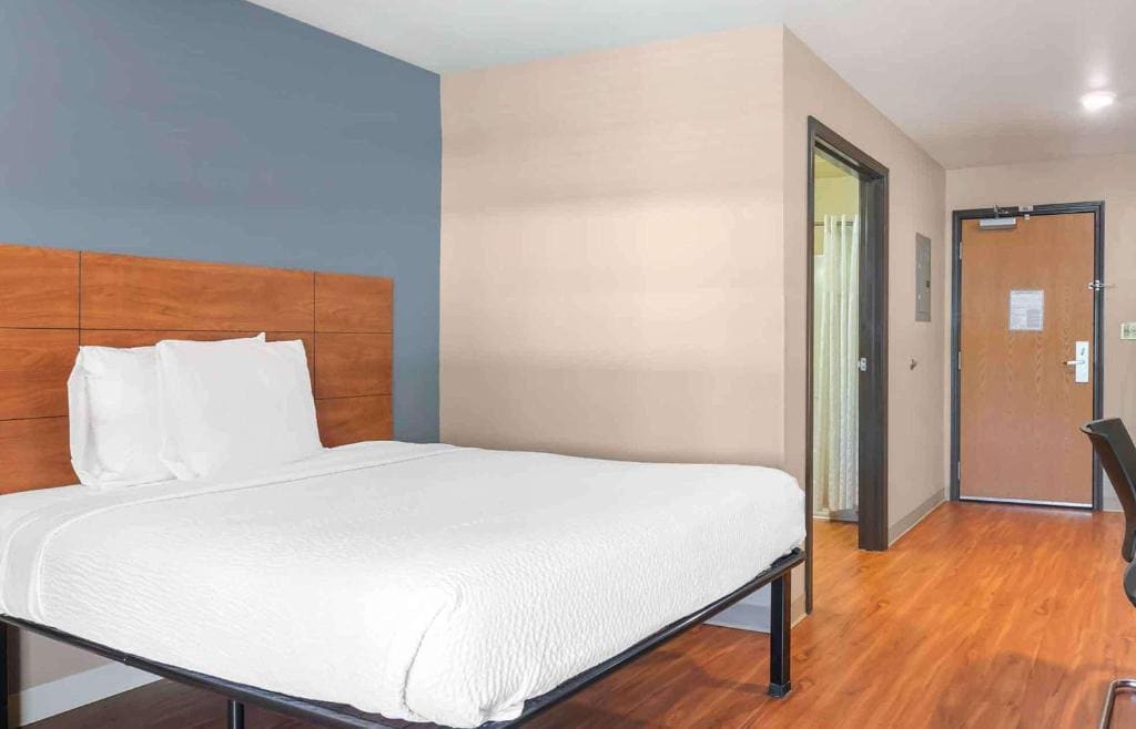 1 Full Bed | Smoking, Kitchen room - Image 1