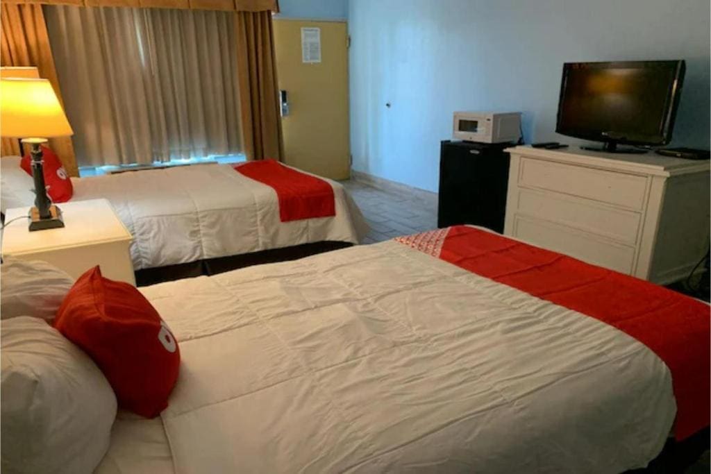 2 Full Bed room - Image 3