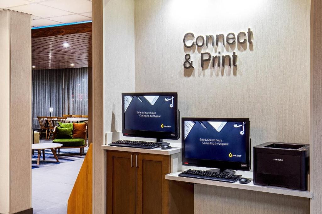King Suite room - Image 2