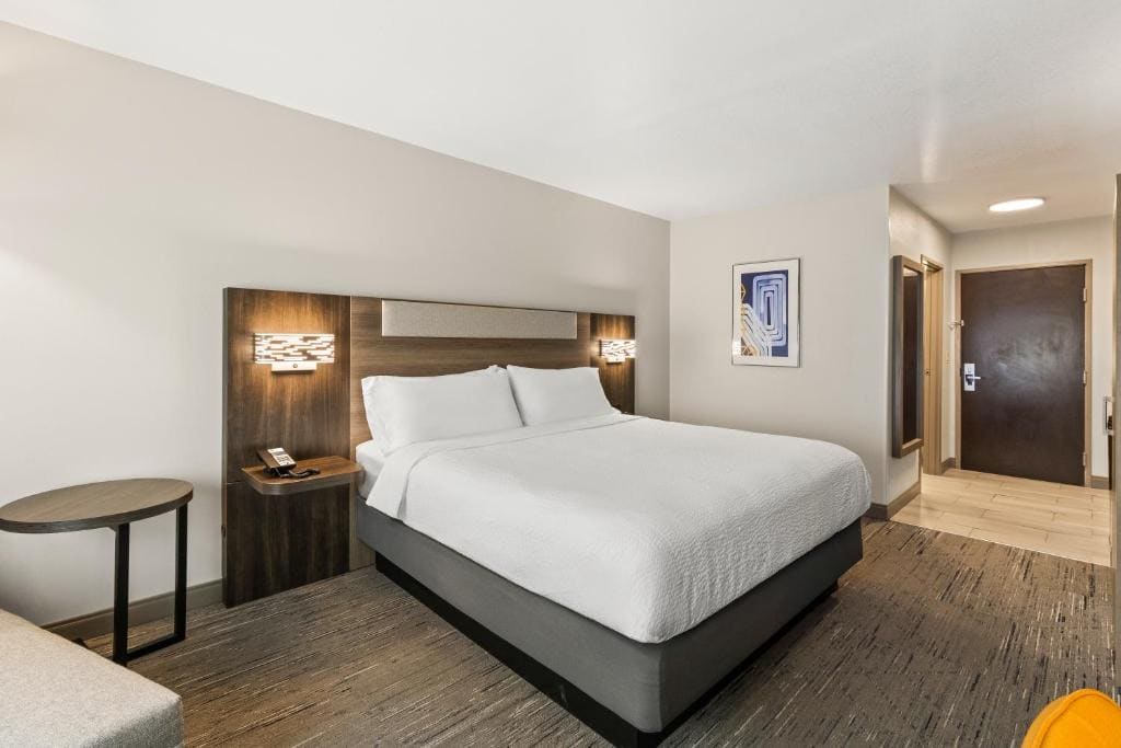 King Suite room - Image 3