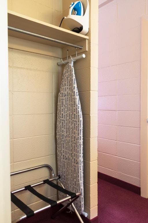 Motor Inn Standard Queen Room room - Image 1