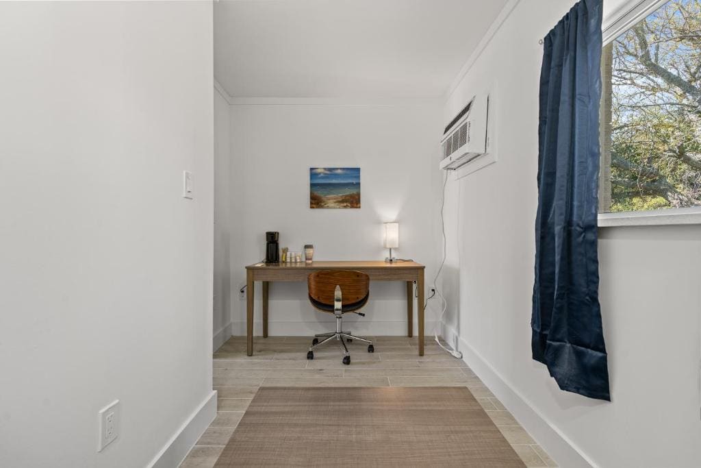 Deluxe Triple Room room - Image 2