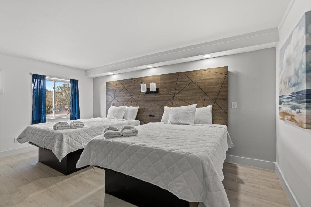 Room room - Image 1