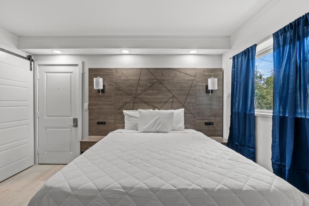 Room room - Image 3
