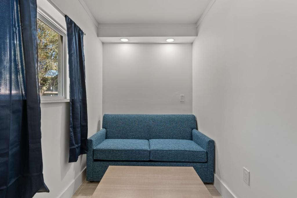 Deluxe Triple Room room - Image 3