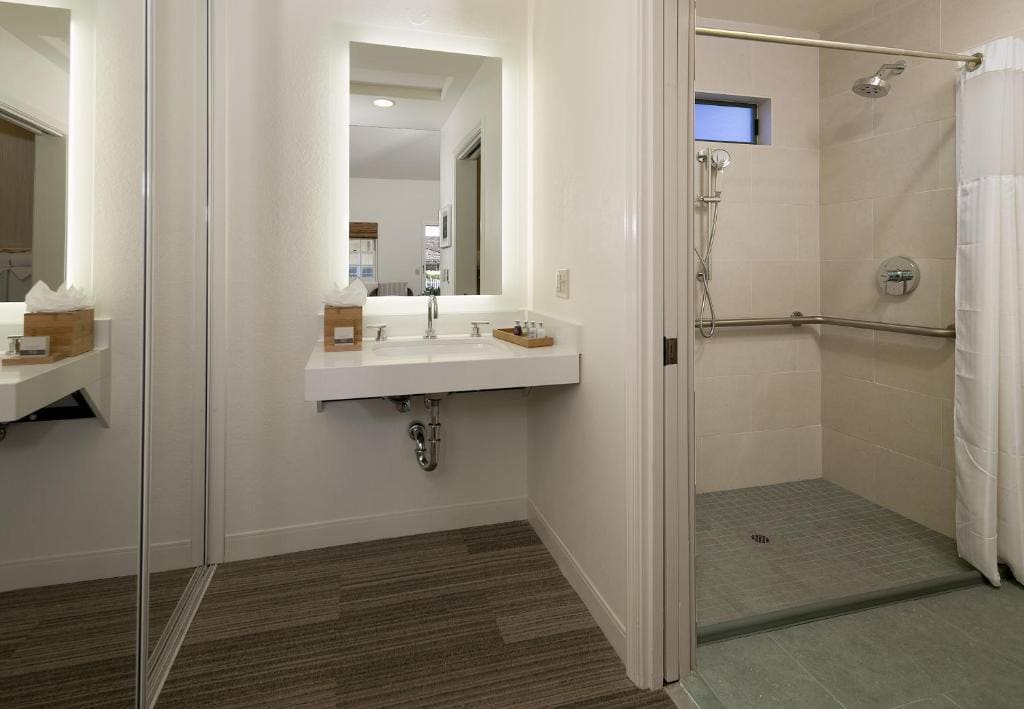 King Room - Disability Access room - Image 1