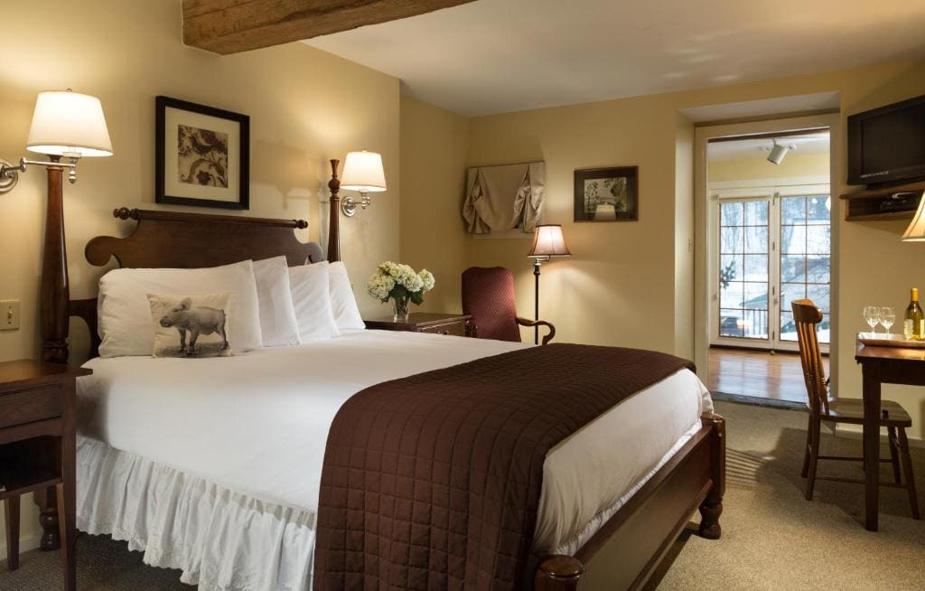 Deluxe Queen Room room - Image 1