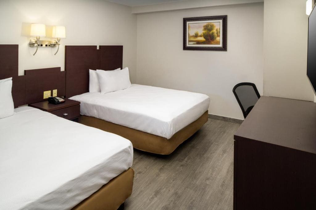 King Room with Spa Bath - Non-Smoking room - Image 1