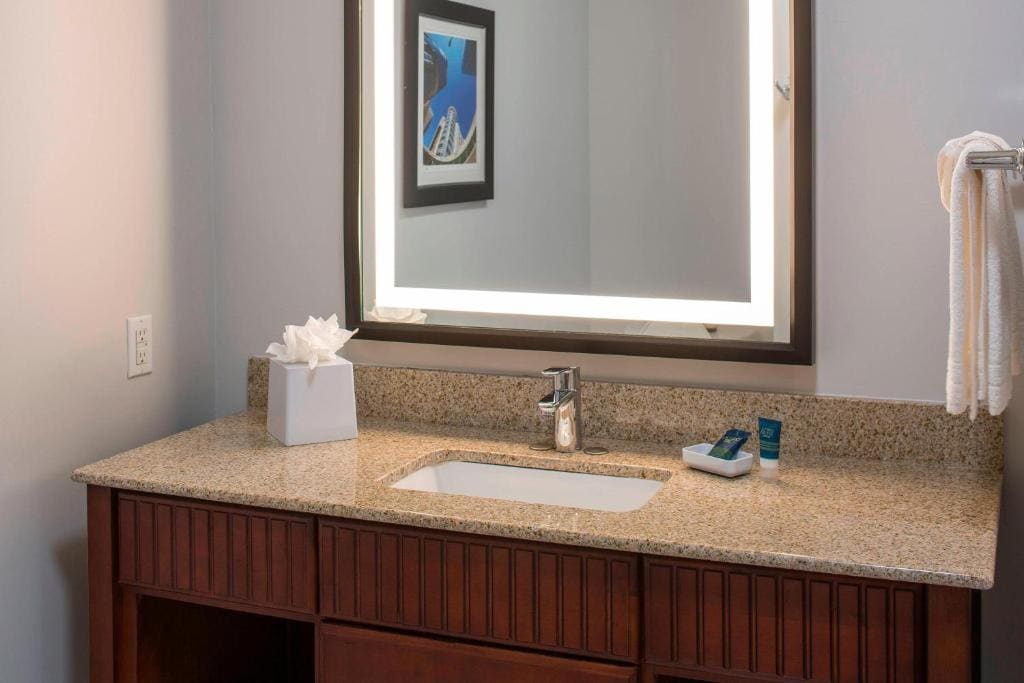 Executive Suite, 1 King room - Image 2