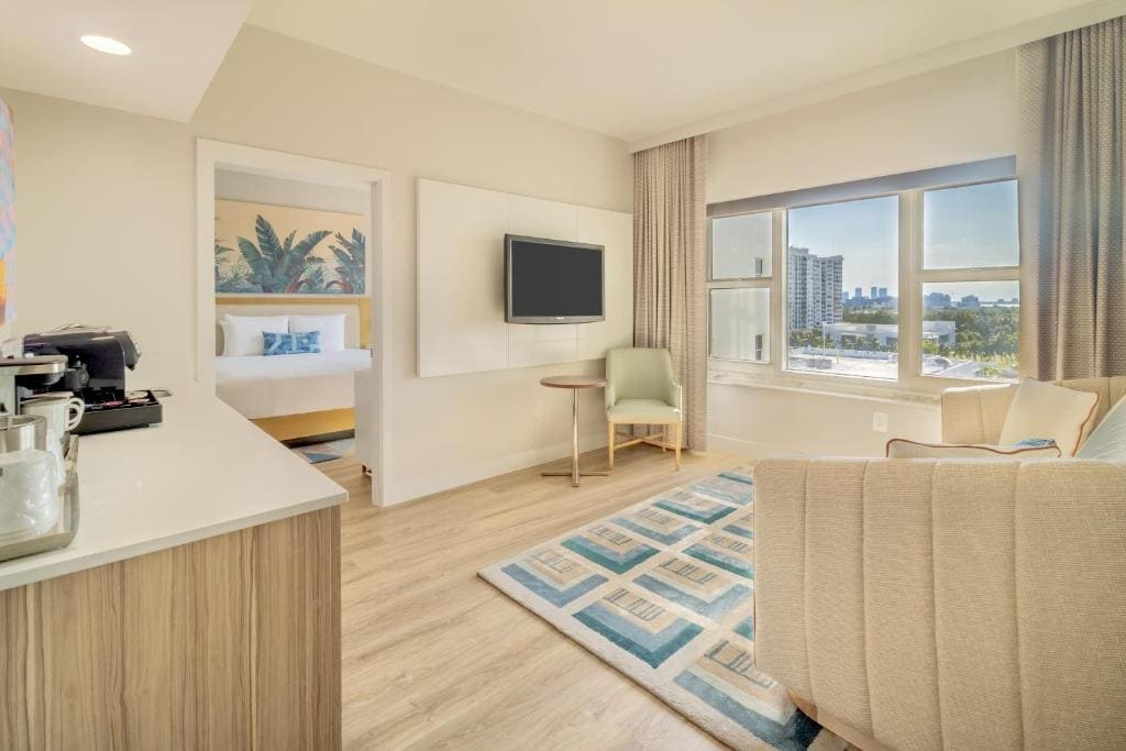 One Bedroom Suite - King Bed room - Image 1