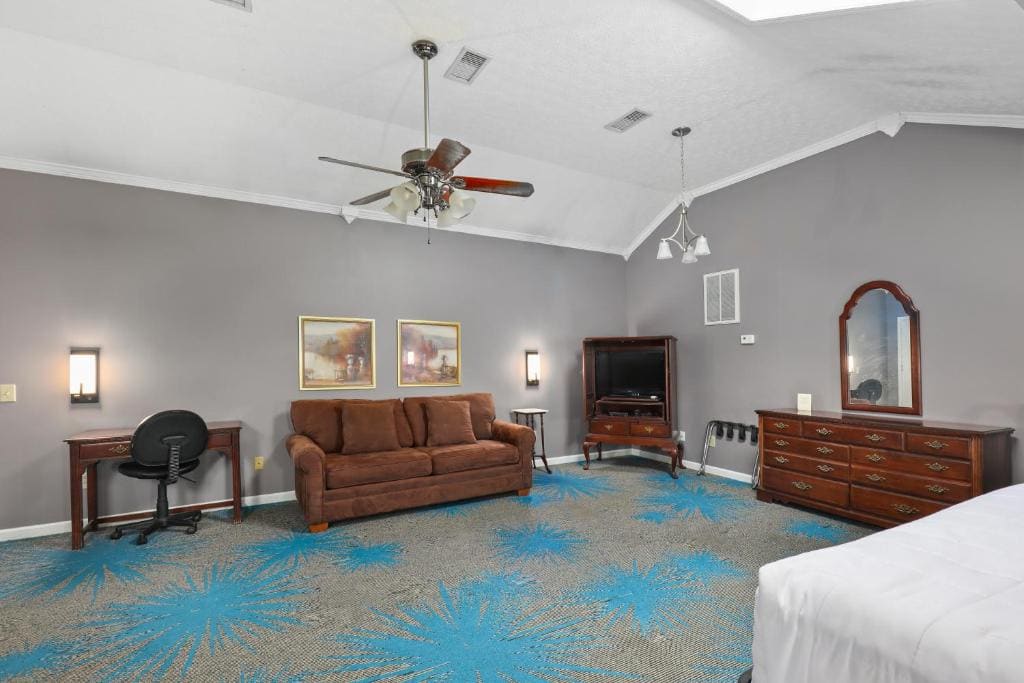 Suite with Spa Bath room - Image 2