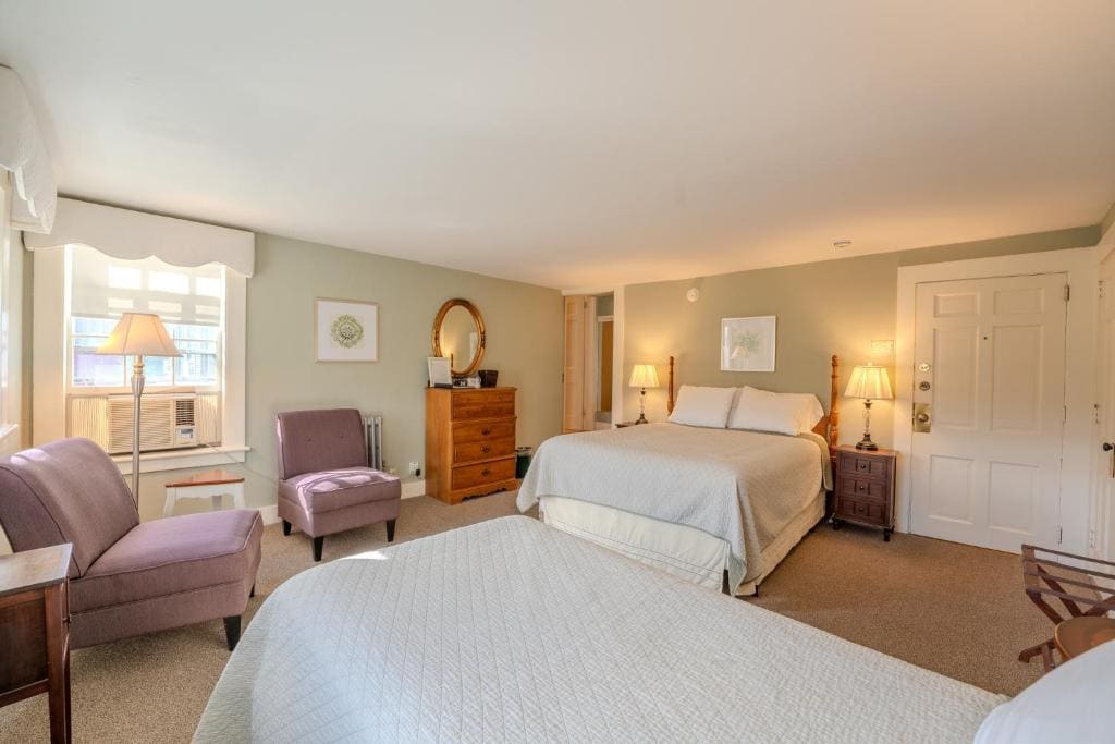 Deluxe Room room - Image 1