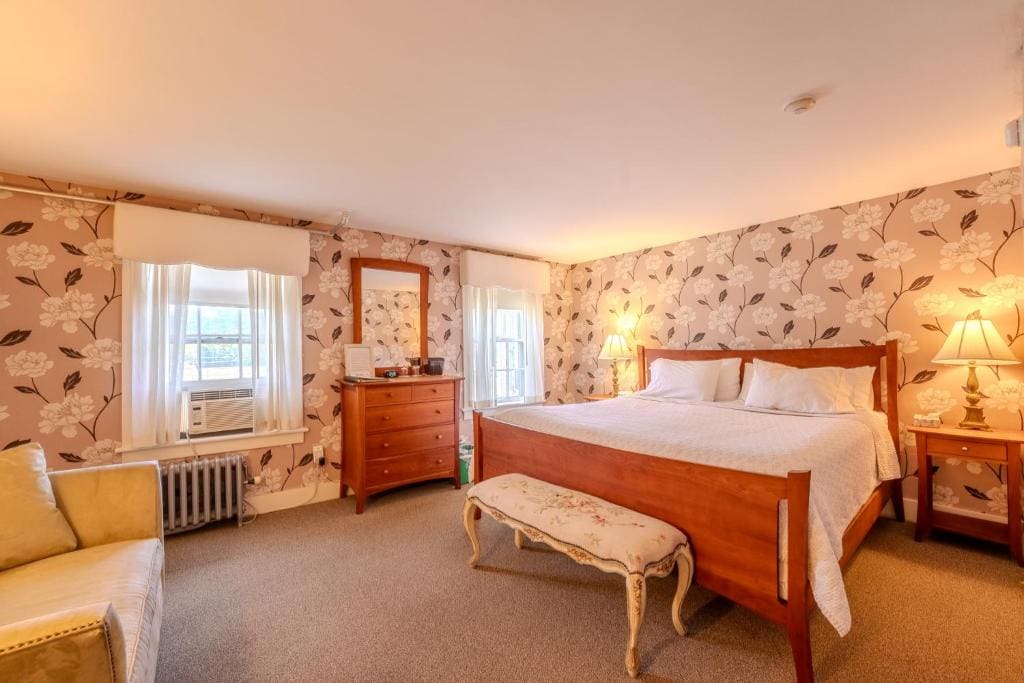 Superior King Room room - Image 3