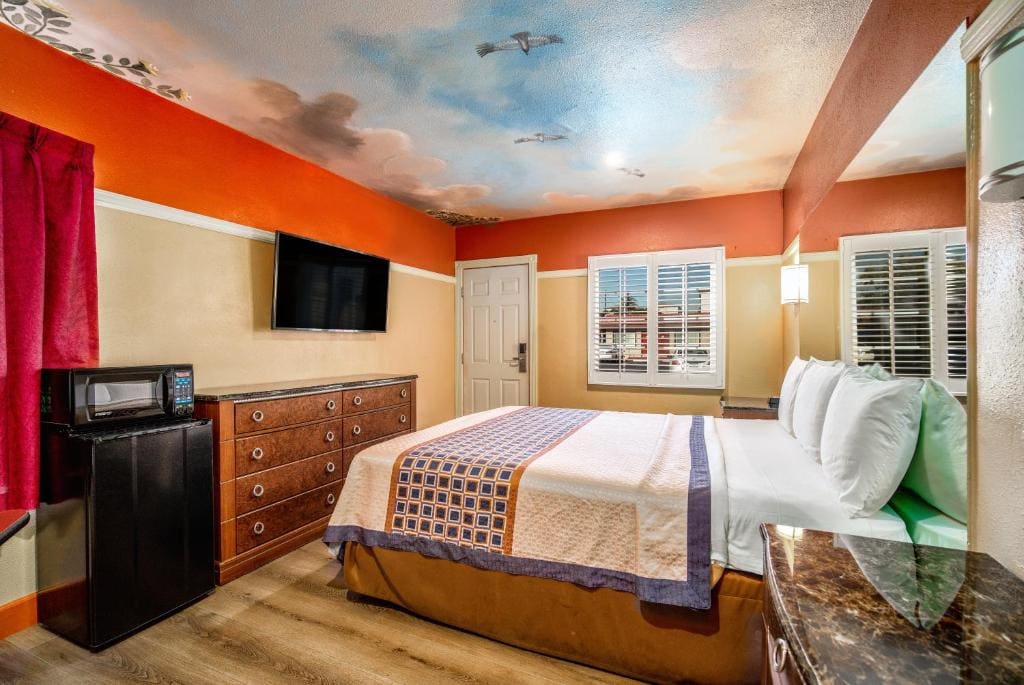 King Room room - Image 1