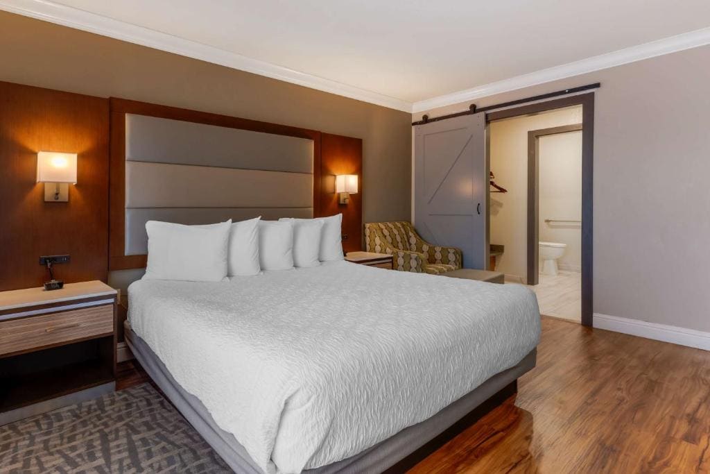 King Room room - Image 1
