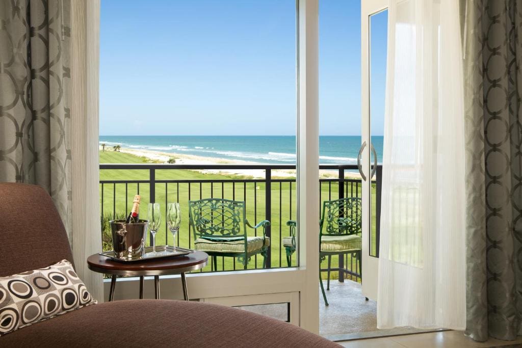 Lodge Ocean View King Room room - Image 3