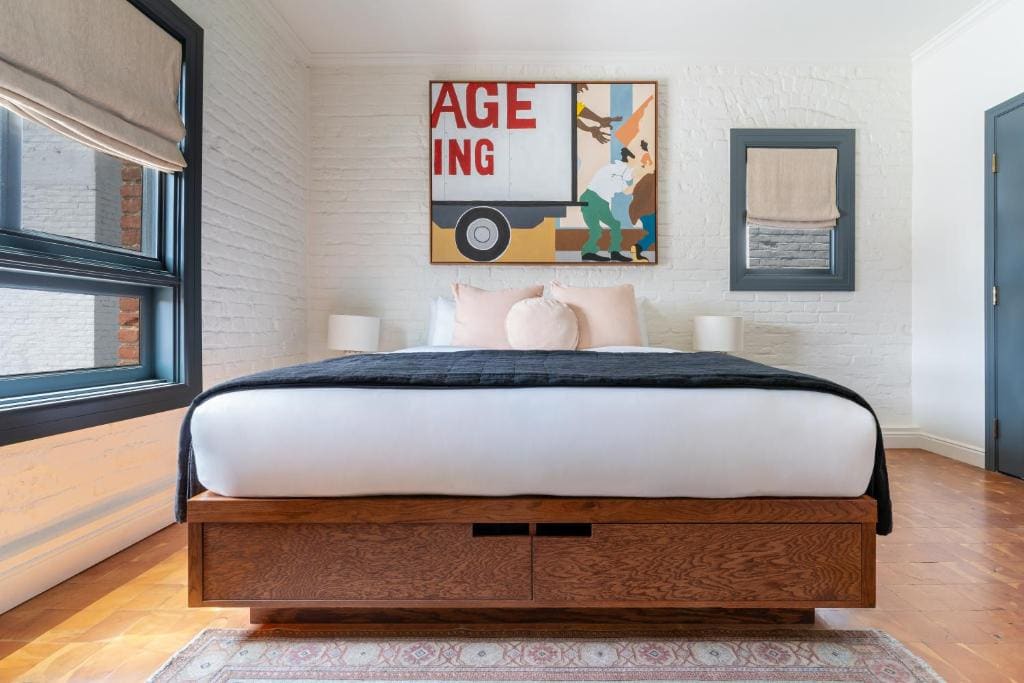 King Suite room - Image 2