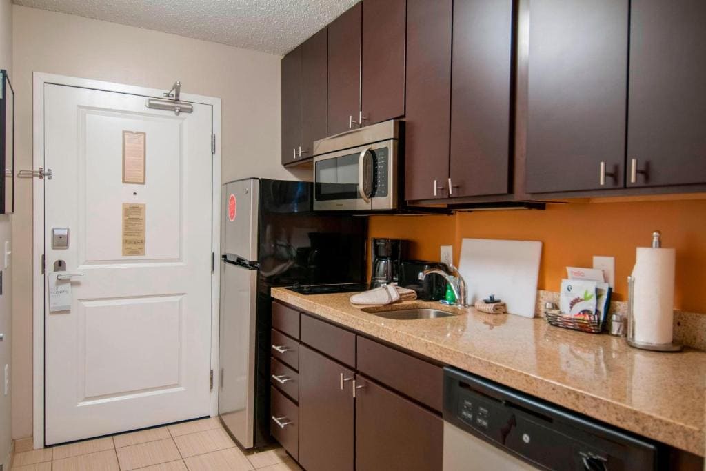 Queen Studio room - Image 1
