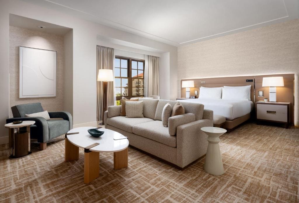 Resort Room- Bed Type Assigned at Check-In - Newly Remodeled room - Image 2